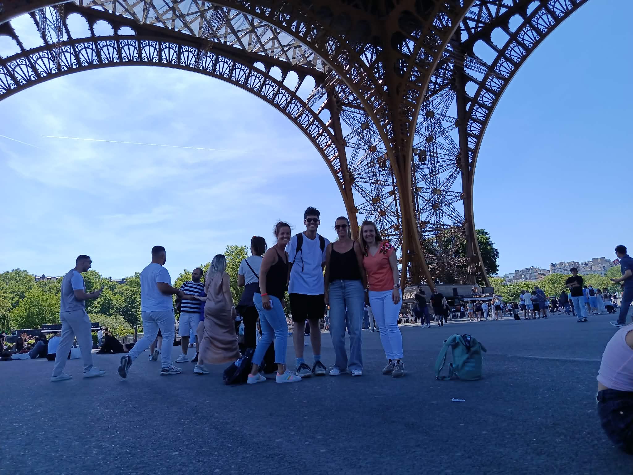 703262390_1660173782784197_247657135624110110_n