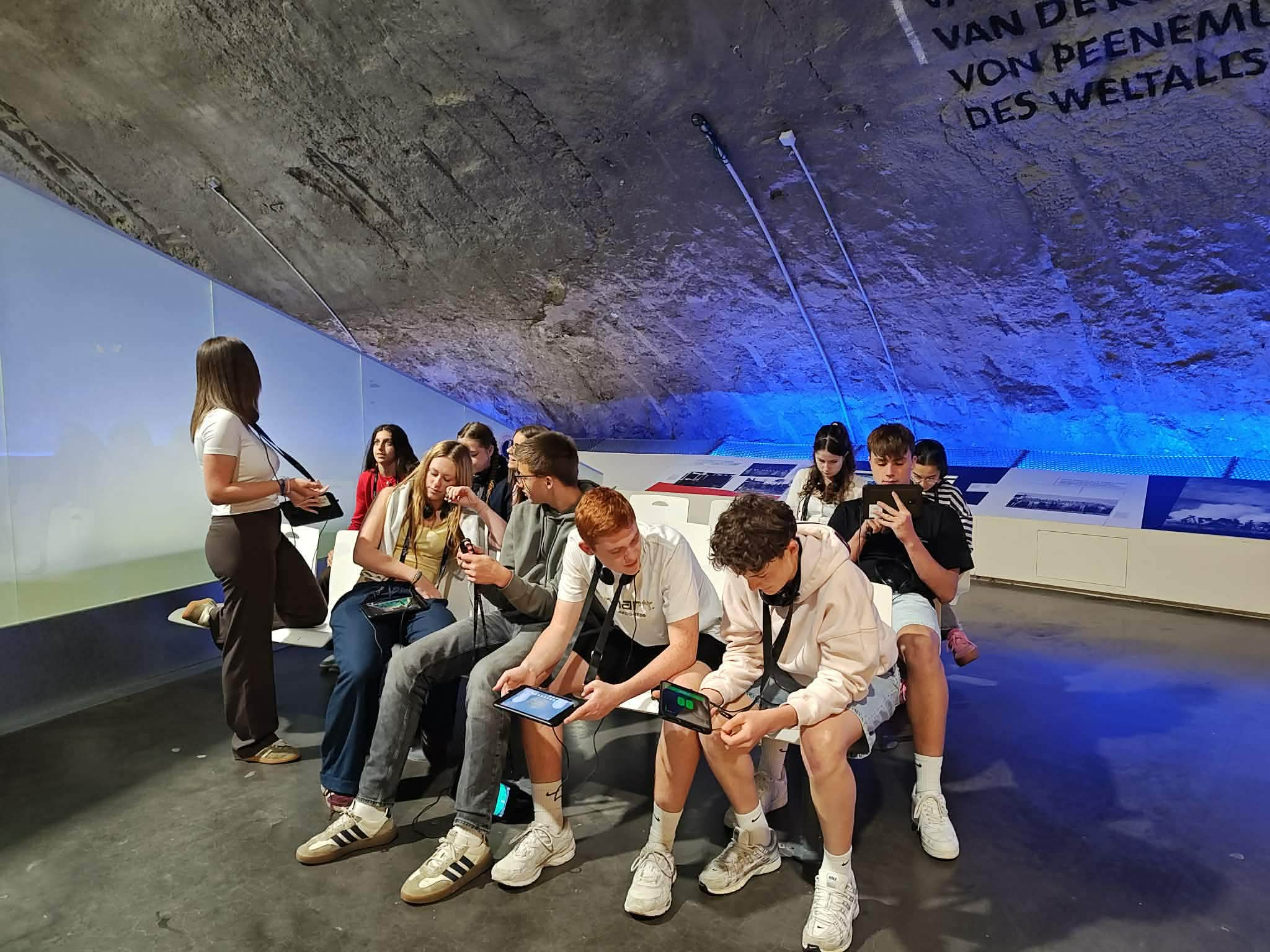 image-2443514859461518